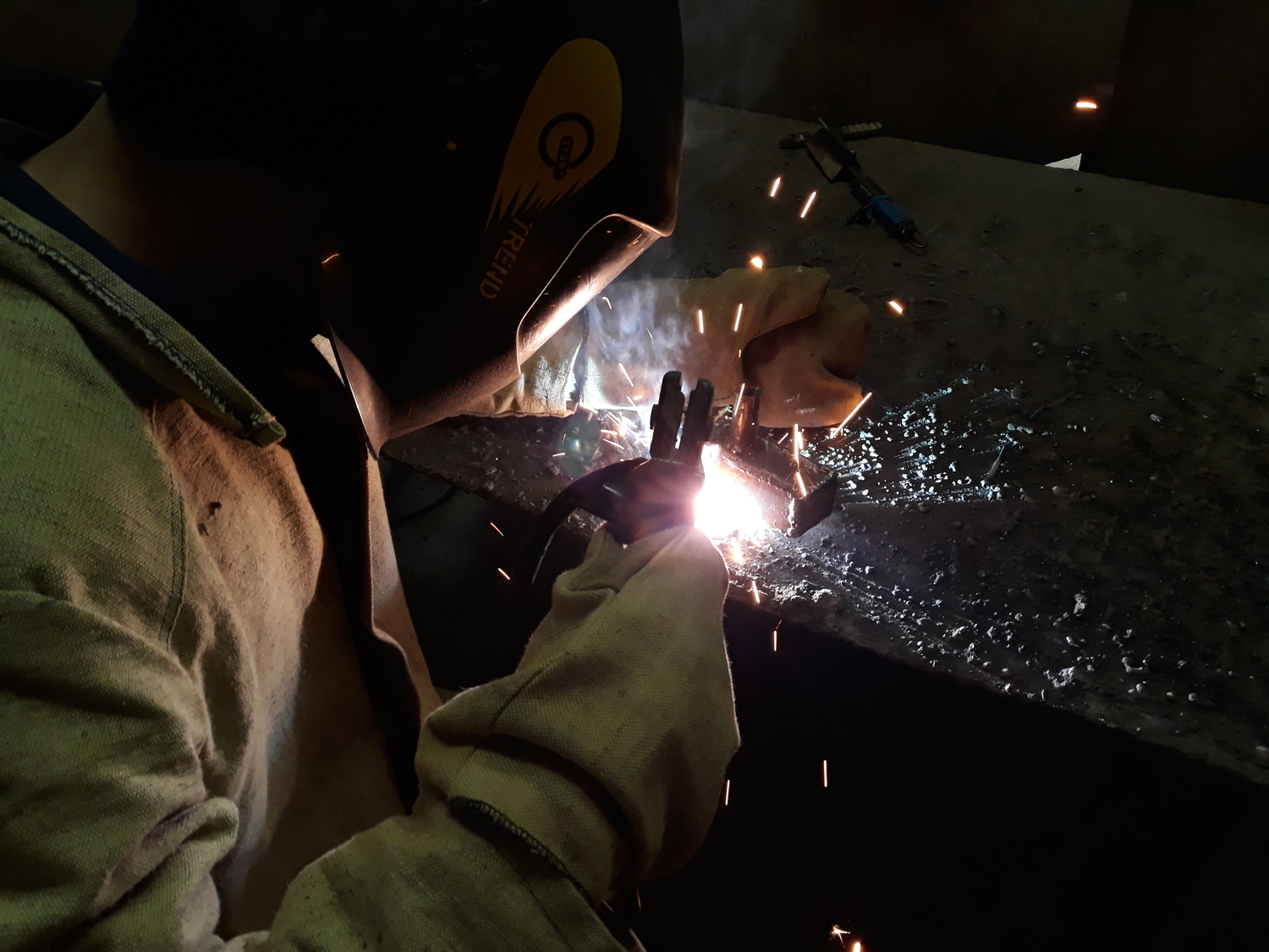 15.01.05 Сварщик (ручной и частично механизированной сварки (наплавки)